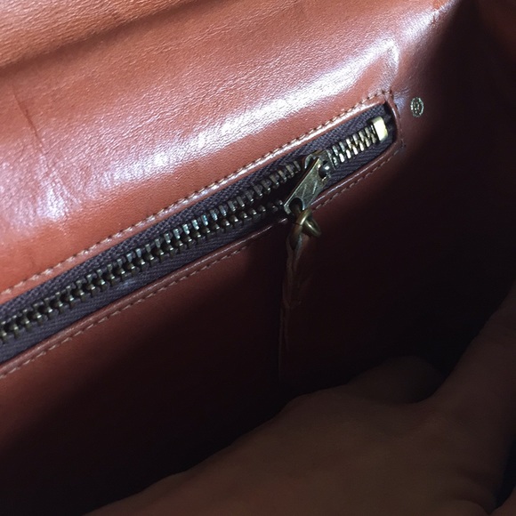 RARE 70’s VINTAGE LOUIS VUITTON SHOULDER BAG - Picture 8 of 8